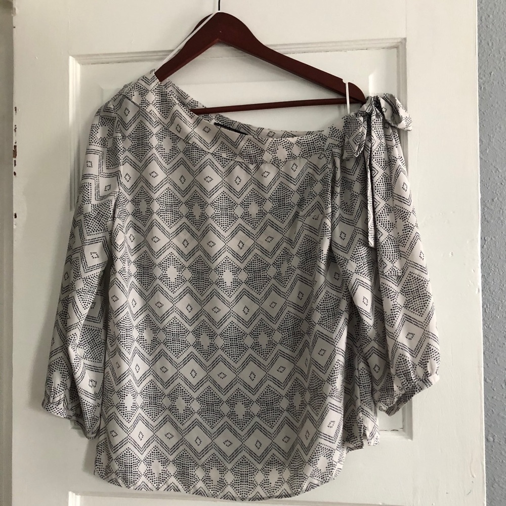 Banana Republic asymmetrical top size small